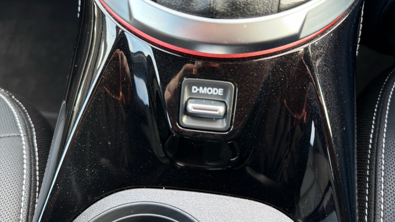 Nissan Juke 1.0 DiG-T Tekna 5dr DCT Petrol Hatchback